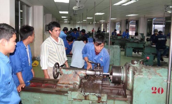 trung cấp kỹ thuật cơ khí