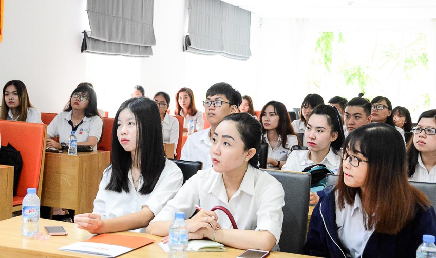 Học Trung Cấp Du lịch lữ hành tại I Learning