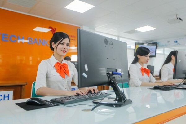 Nhiem vu chinh cua nganh ngghe tai chinh ngan hang cua trinh do cao dang min